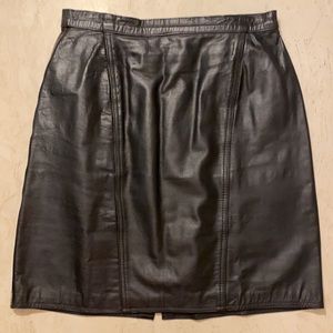 Winlit Vintage Black Leather Mini Skirt